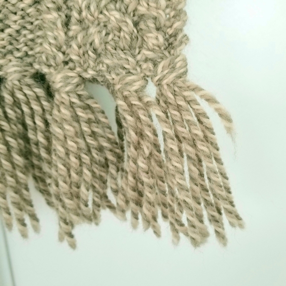 Carraig Donn Greenish Tan Beige Marled Merino Wool Scarf Ireland NWT FLAW - Picture 7 of 7
